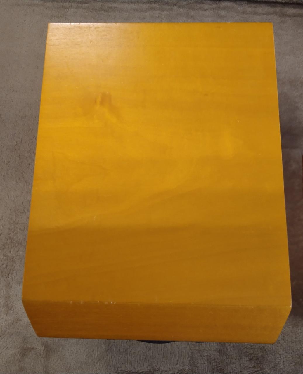 キズがあります。