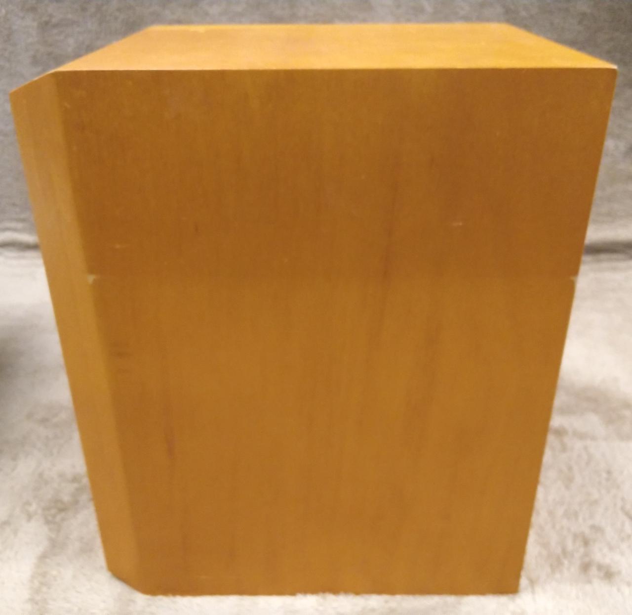 キズがあります。