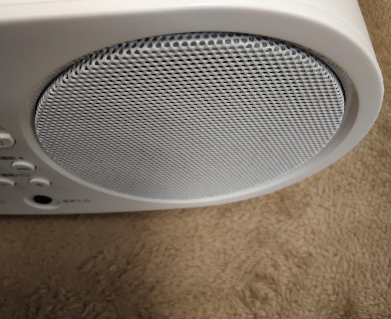 ネットにサビが目立ちます。