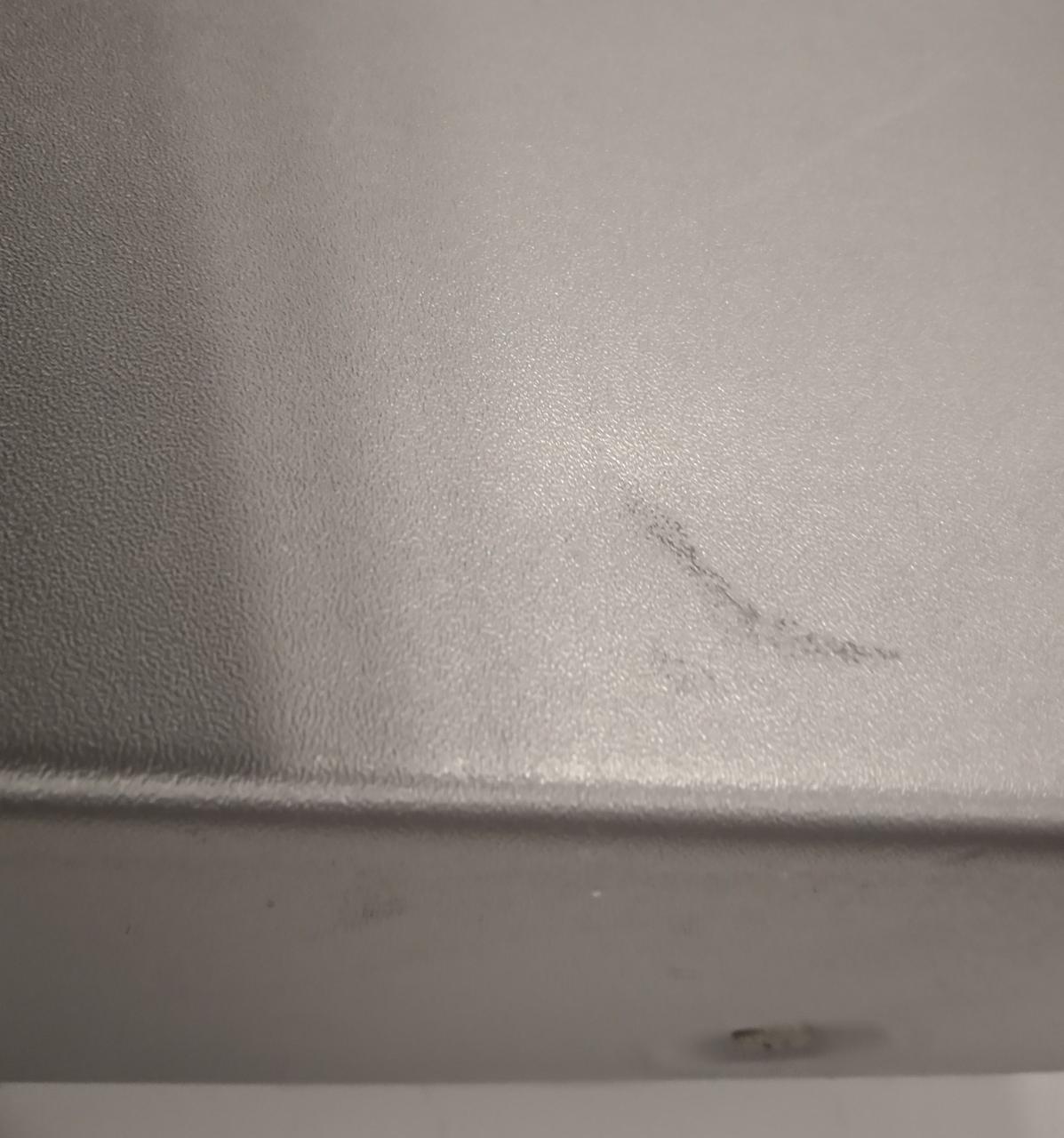 打痕があります。