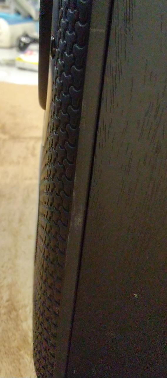 汚れ、キズがあります。