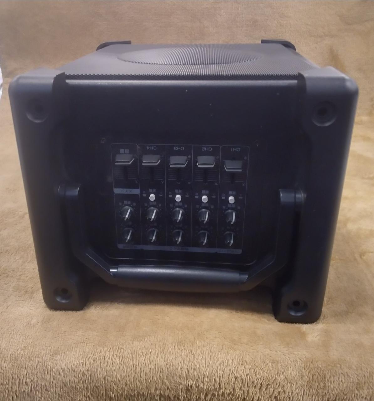 コントローラー周辺に白い汚れがあります。