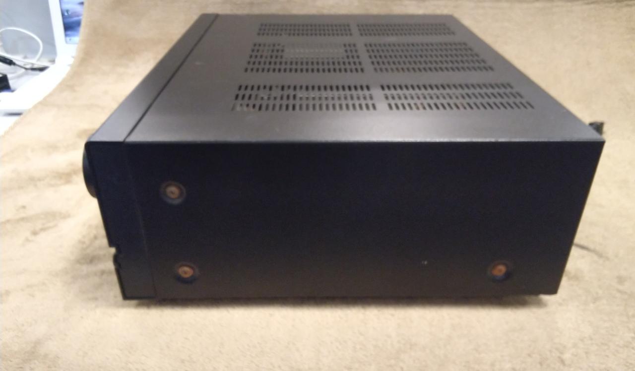 キズがあります。