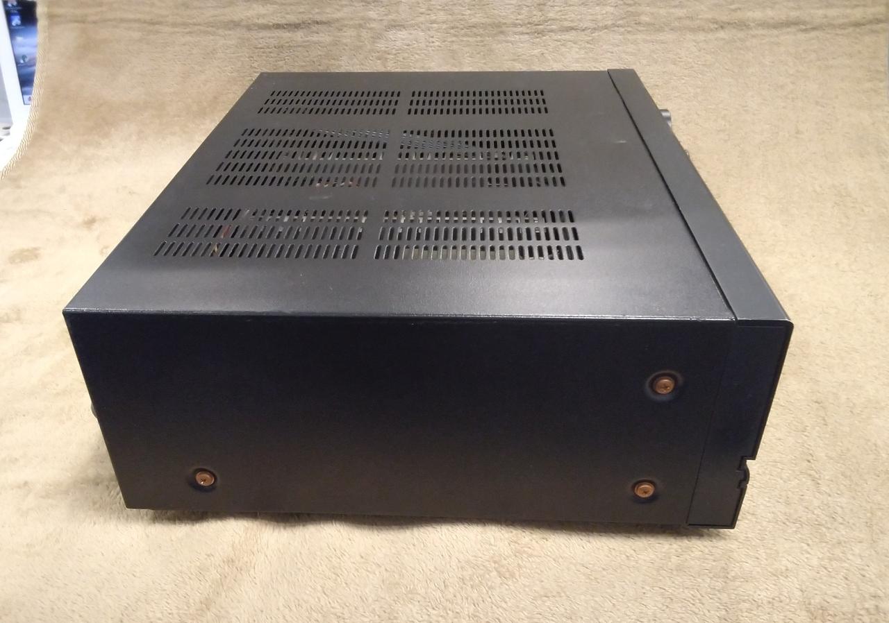 キズがあります。