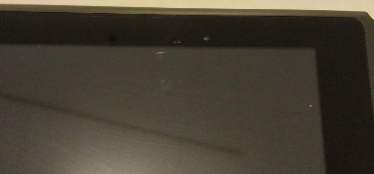 キズがあります。