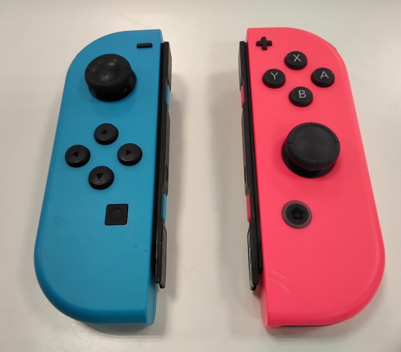 スティックが使用感あります。