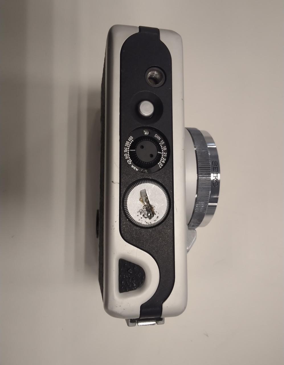 ネジのヤマが潰れてます。