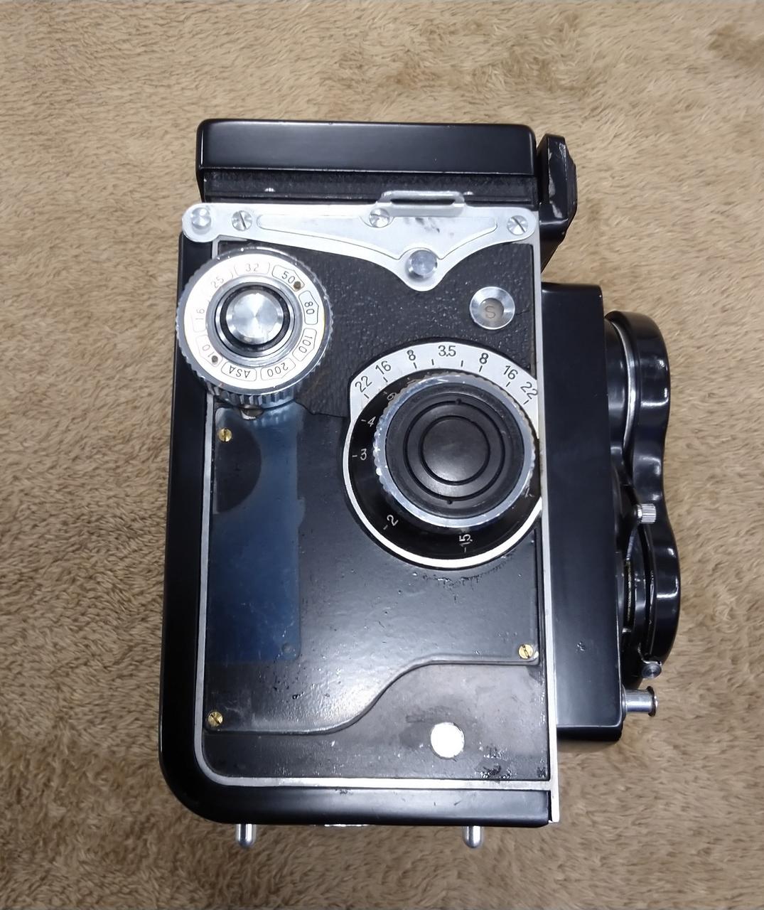 劣化で表面が剥がれてます。