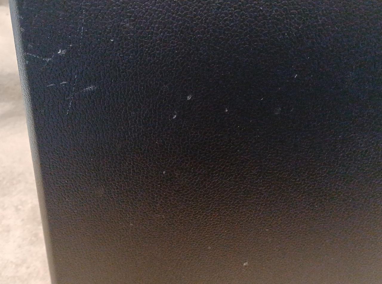 キズ汚れ多数あります