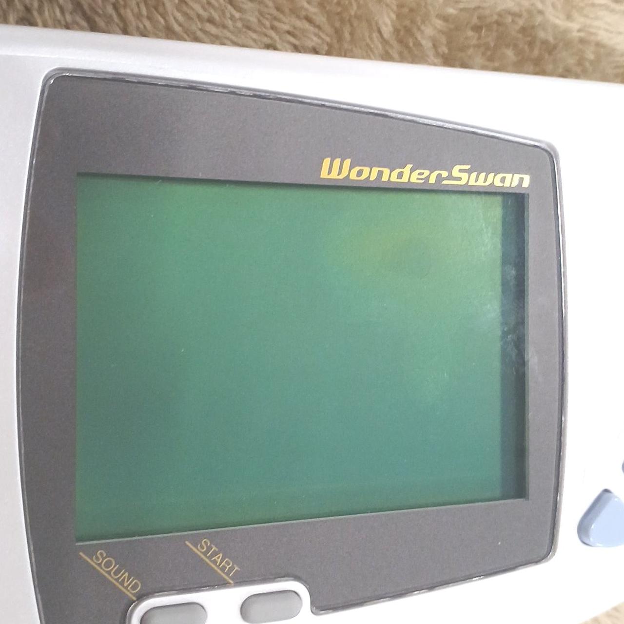 液晶に模様らしき変色あります