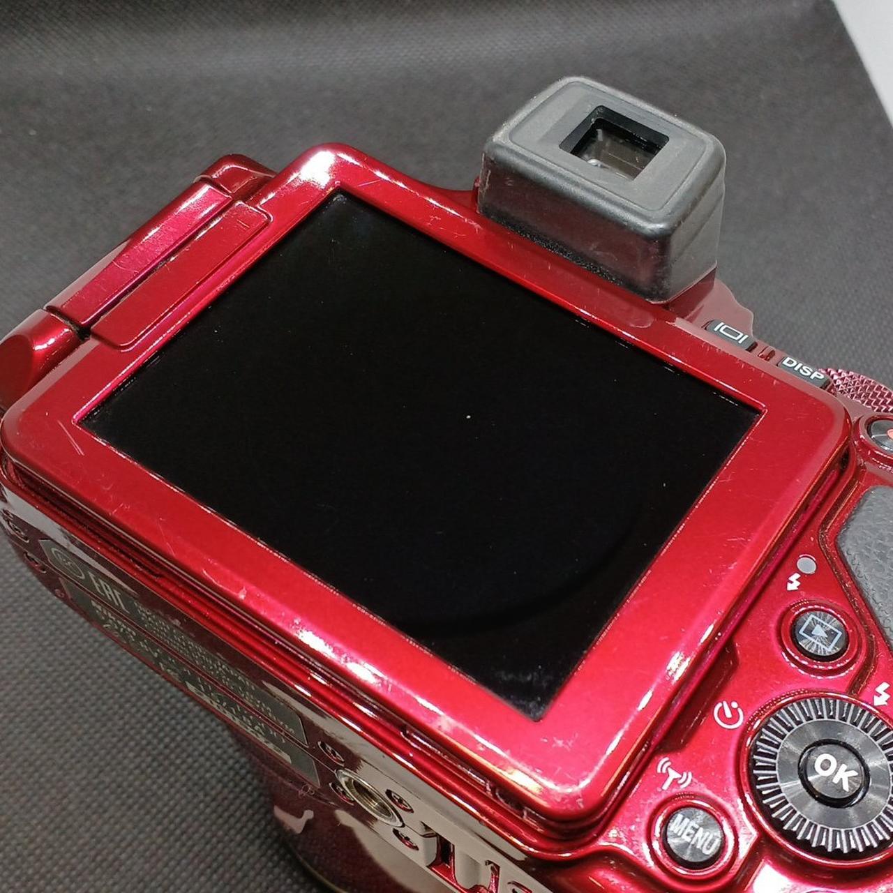 写真では見えにくいですが、細かいキズあり