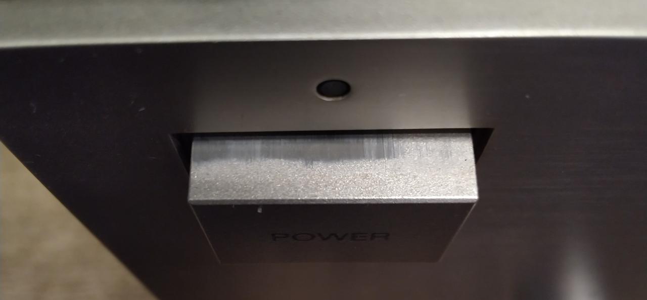POWERスイッチ