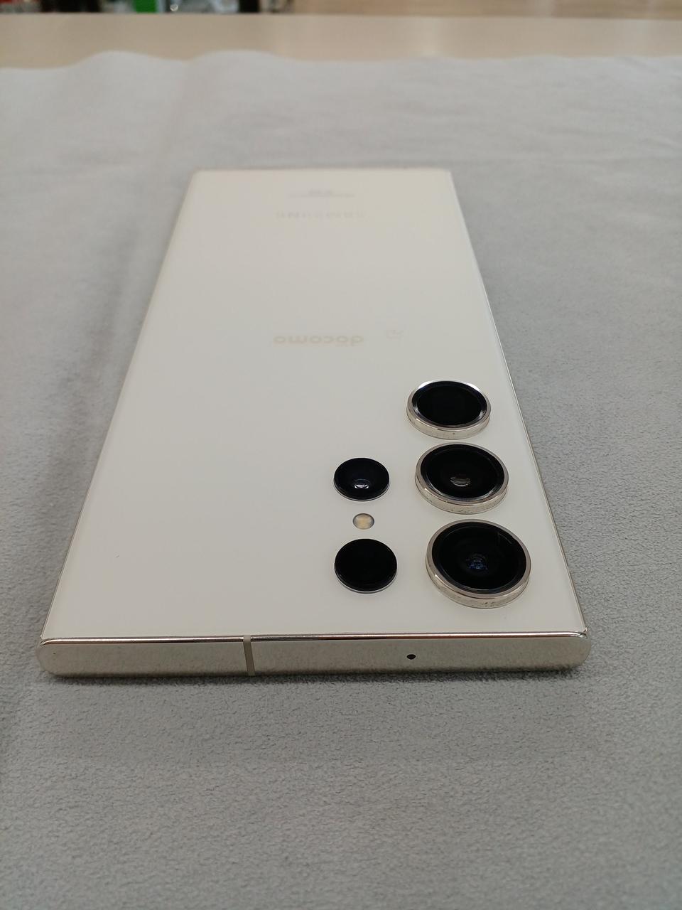 【最終値下げ】docomo版s23 美品 30942-414-