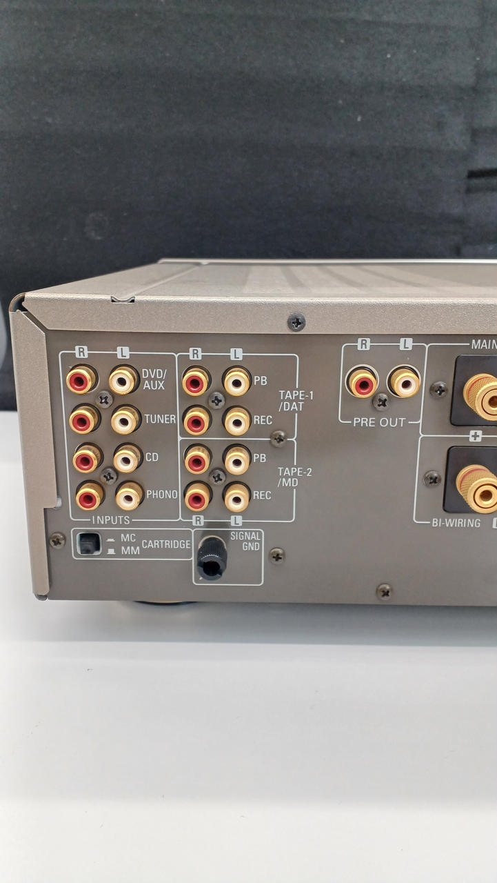 DENON　プリメインアンプAMP-1500RⅡ 2000年発売のDENONのプリメインアンプ PMA-1500RIIを紹介します