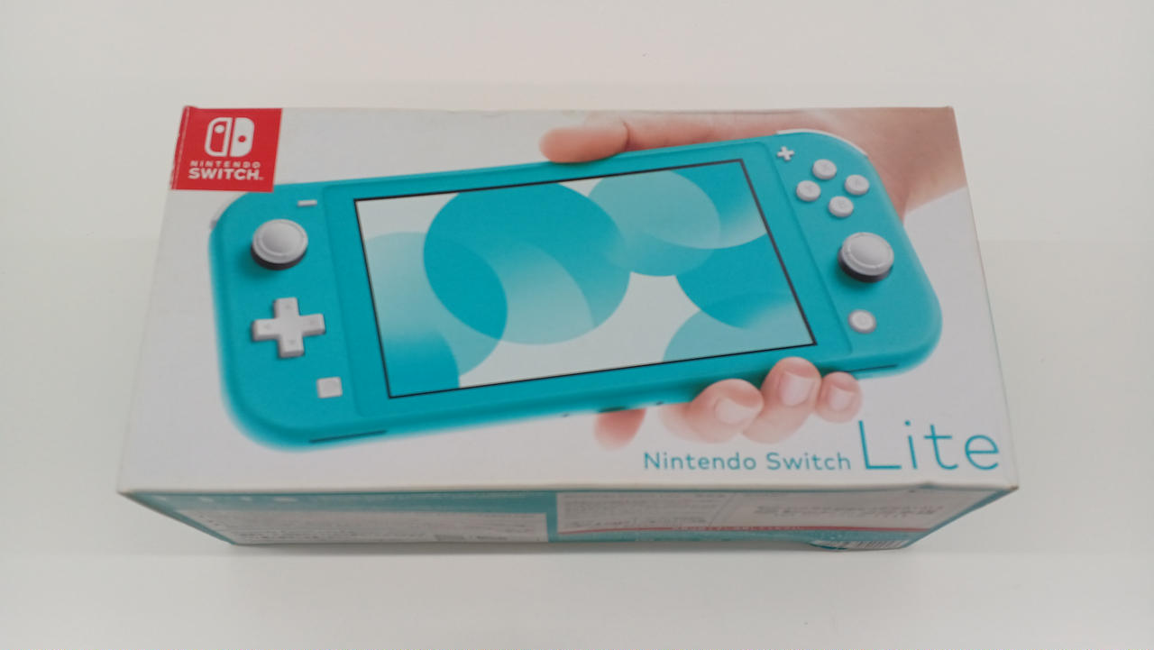 ニンテンドースイッチライト コーラル