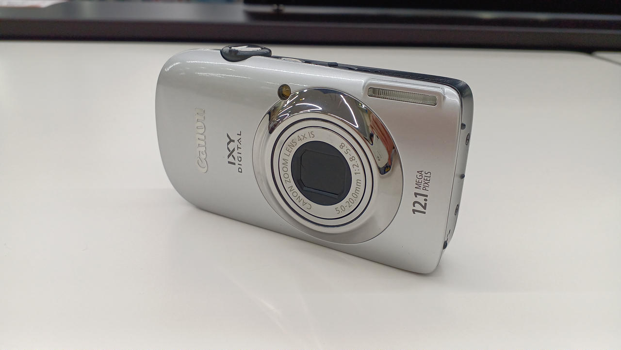 1) ジャンク品 Canon コンパクトデジタルカメラ PC1676 EOS 7D ボディ ジャンク品】 Canon デジタル一眼レフカメラ