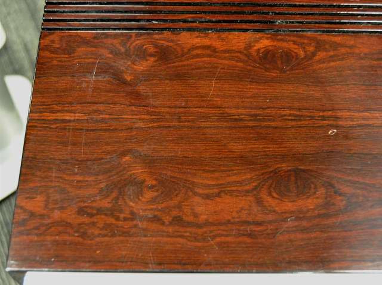 天板にキズ汚れ