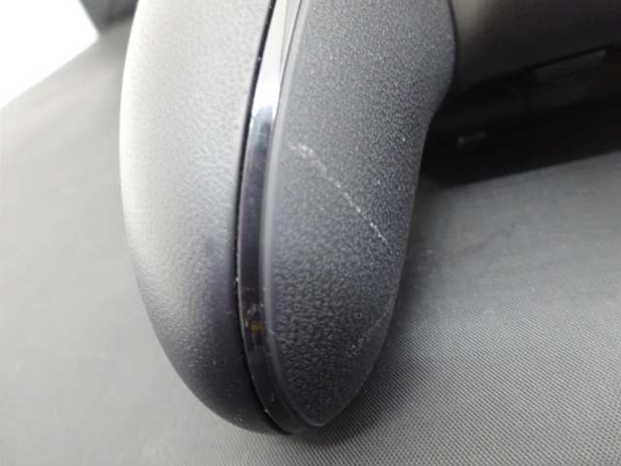 細かなキズ有。