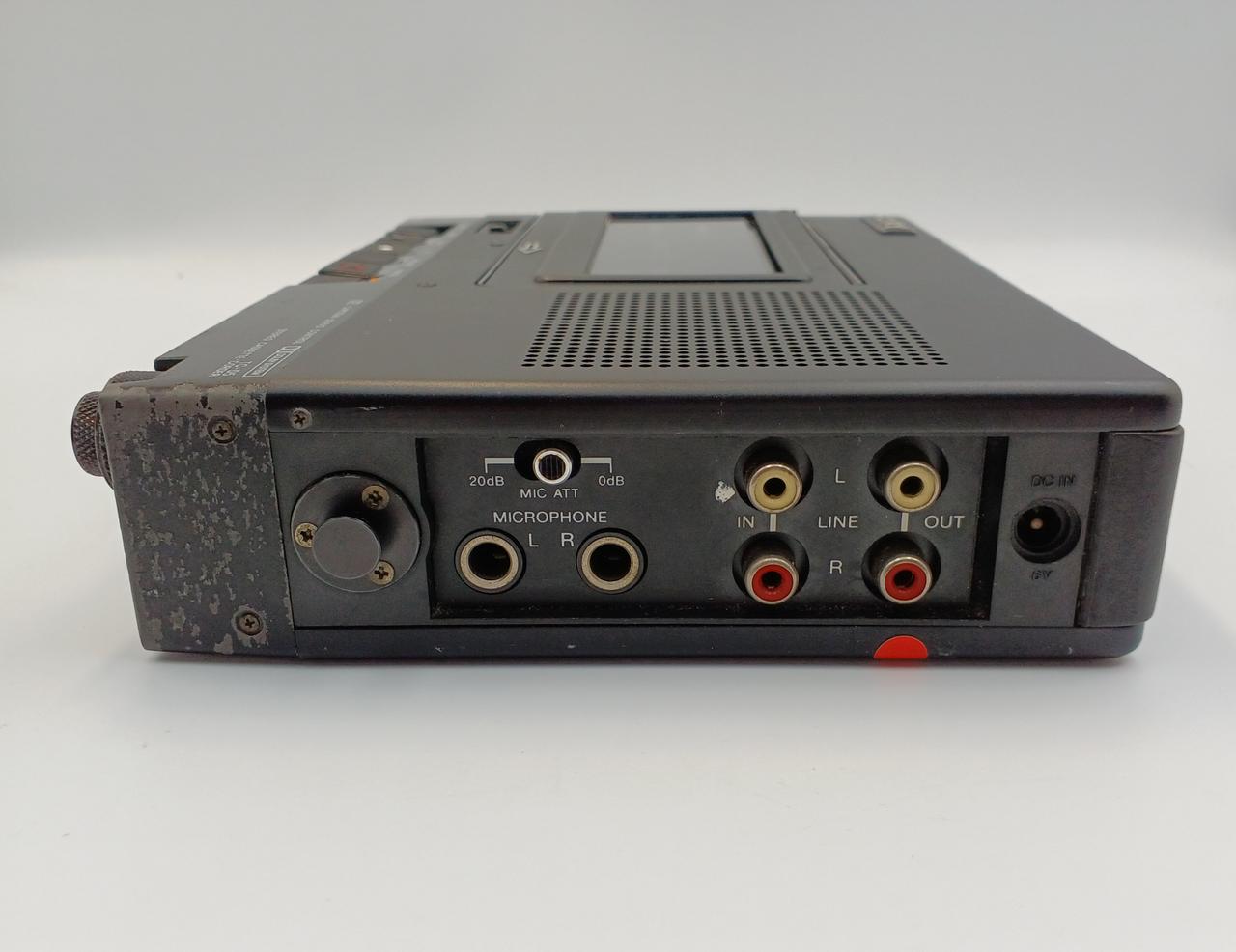ソニーEDB-9000カセットレコーダージャンク品の出品です。
