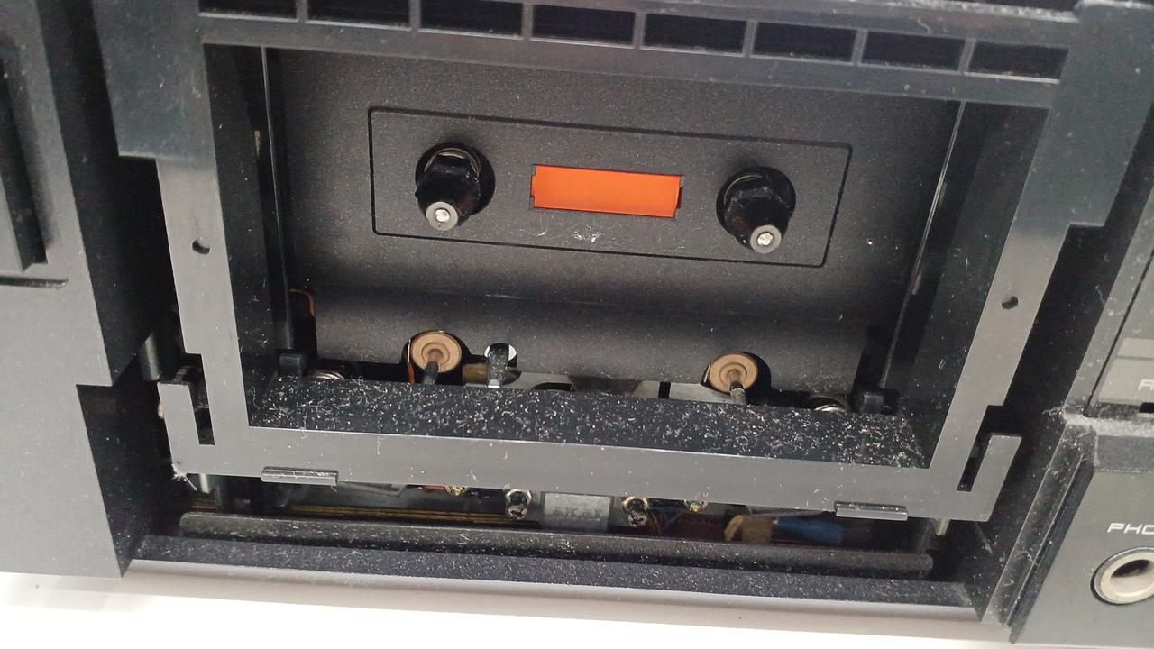 AKAI アンプ AV-M515 カセットデッキ HK-M313 完動品 AKAI アンプ AV-M515 カセットデッキ HK-M313 完動品 AKAI