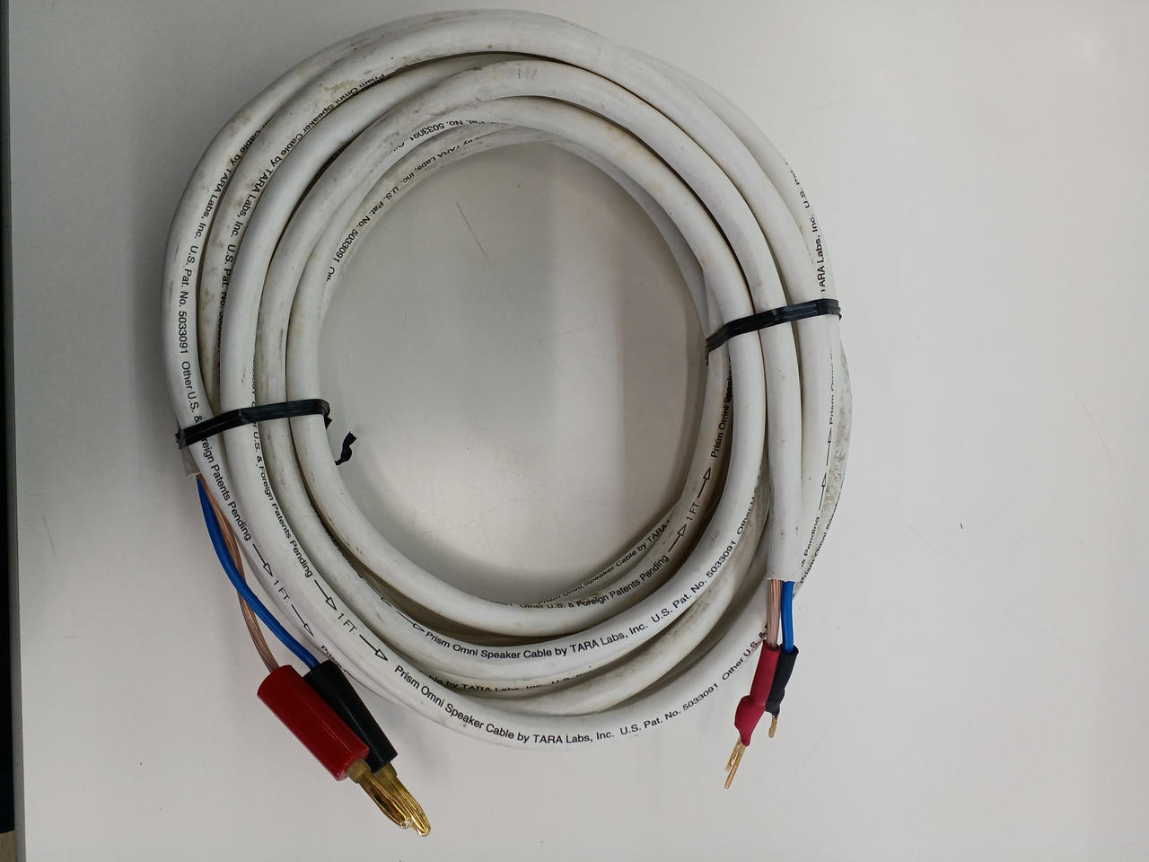 Tara Labs RSC 　Gen2　スピーカーケーブル Tara Labs RSC Master Generation 2 Speaker Cable; Single 8ft