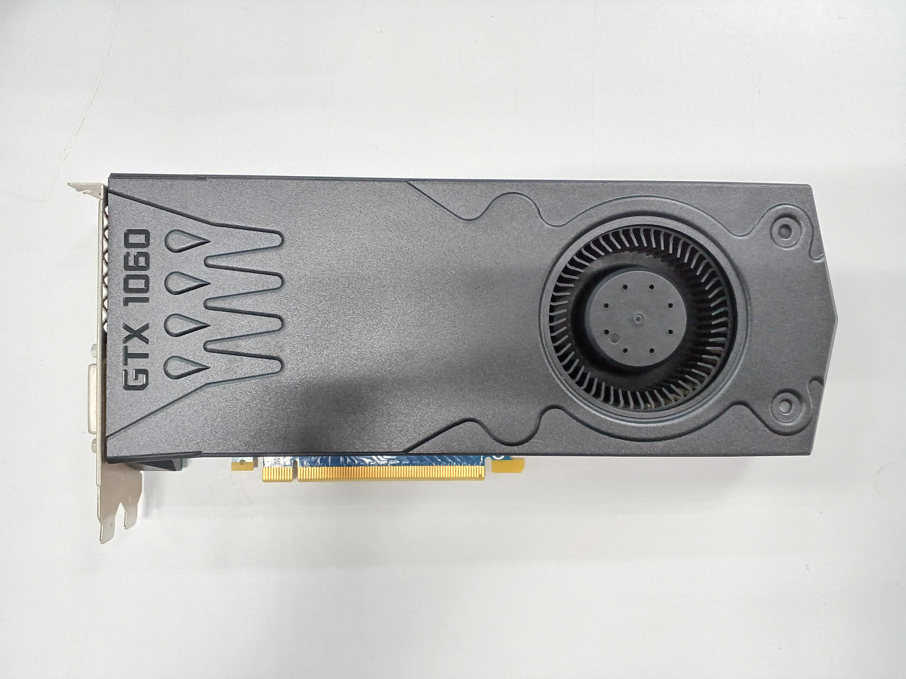 【中古】グラベルガード付きトビケラブラックネオプレンブーティー、ミディアム a1.jpg
