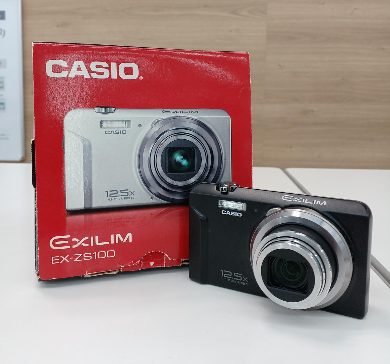 CASIO カシオ EXILIM EX-ZS100 コンパクトデジタルカメラ Amazon | CASIO デジタルカメラ EXILIM 1410万画素 12.5倍