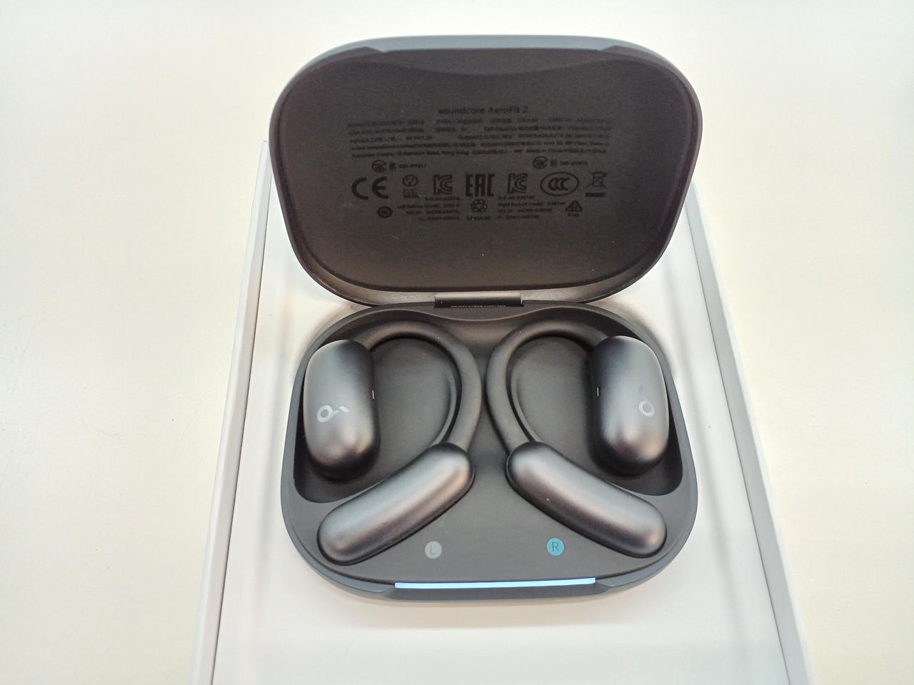 Anker soundcore AeroFit 2 ワイヤレスイヤホン Soundcore AeroFit 2 | オープンイヤーイヤホンの製品情報