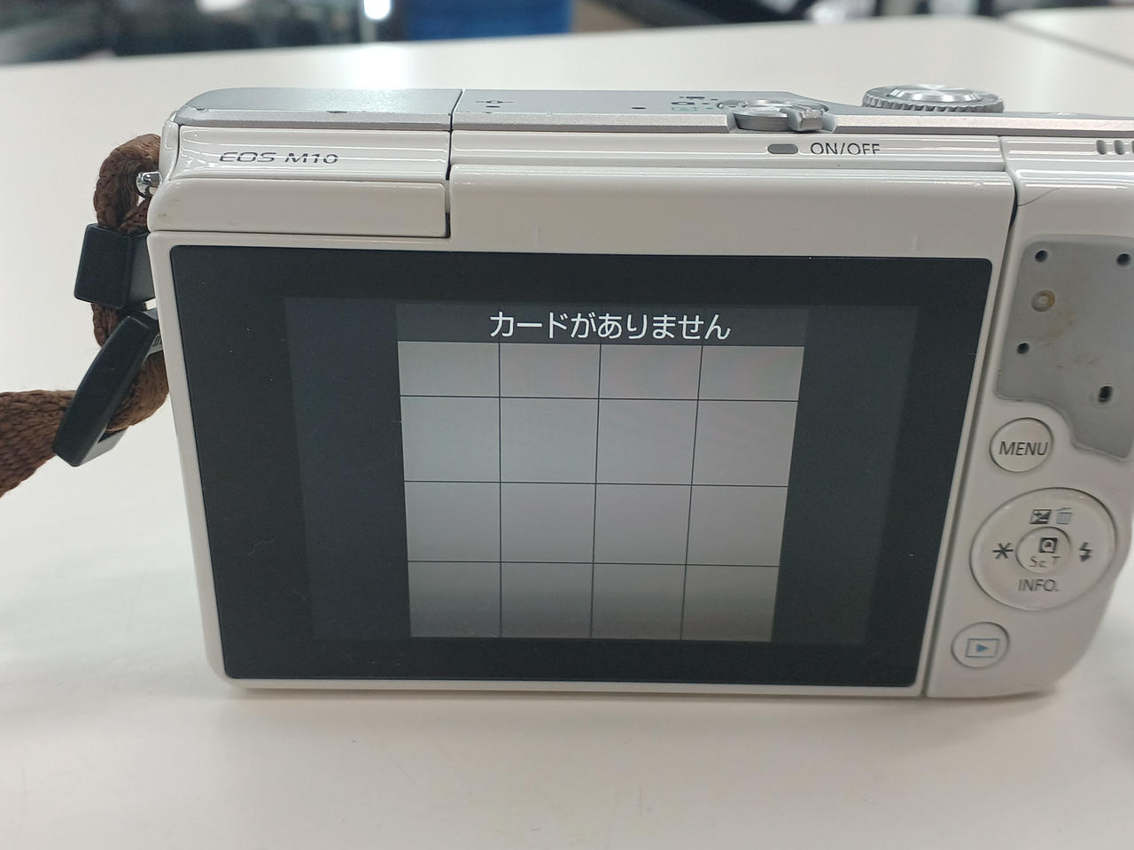 CANON|EOS M10 ダブルレンズキット|HARDOFFオフモール（オフモ