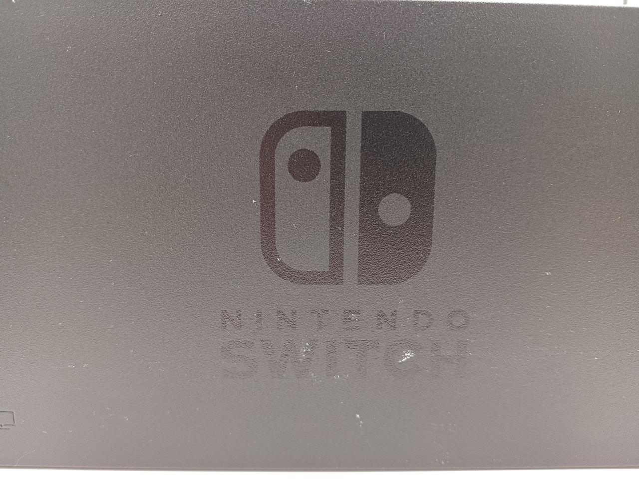 ドッグ正面にキズヨゴレあります