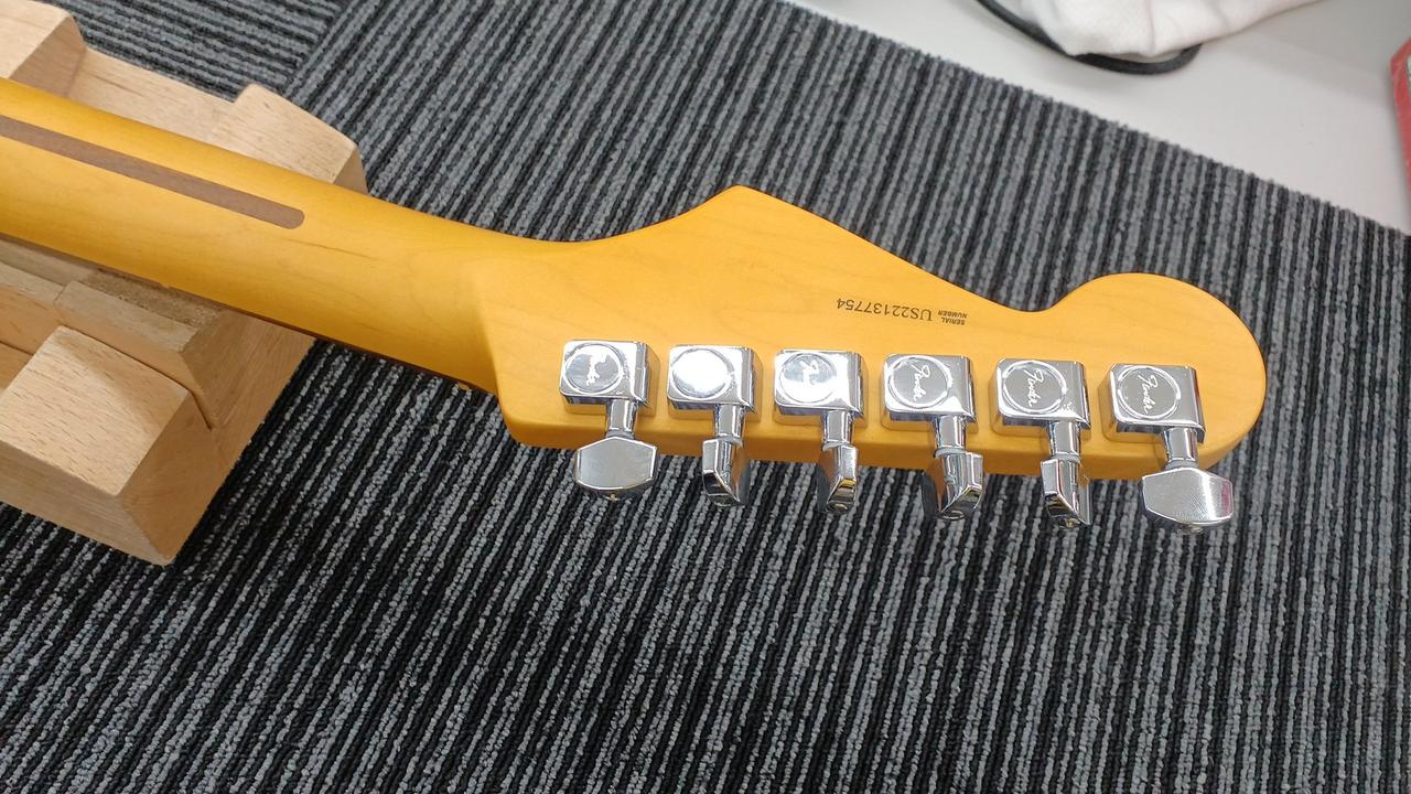 FENDER USA 型番：AMERICAN PROFESSIONAⅡstrat エレキギター