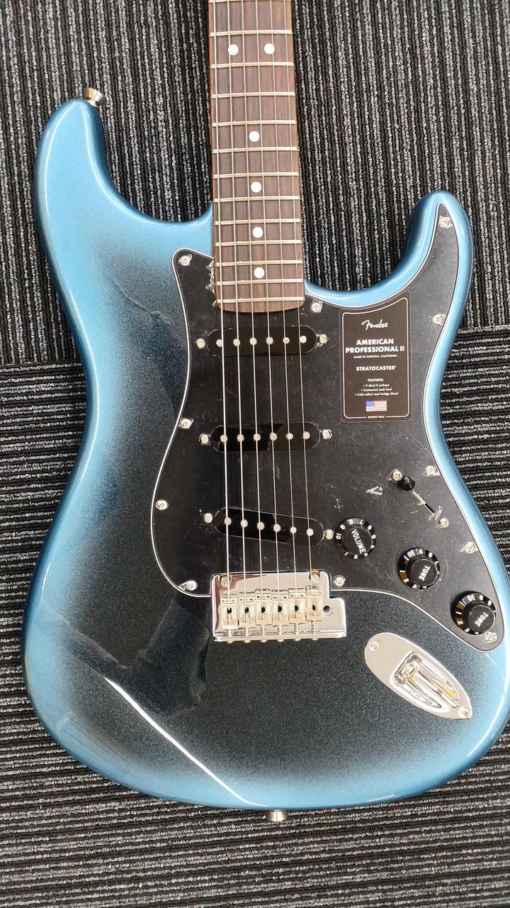 FENDER USA 型番：AMERICAN PROFESSIONAⅡstrat エレキギター