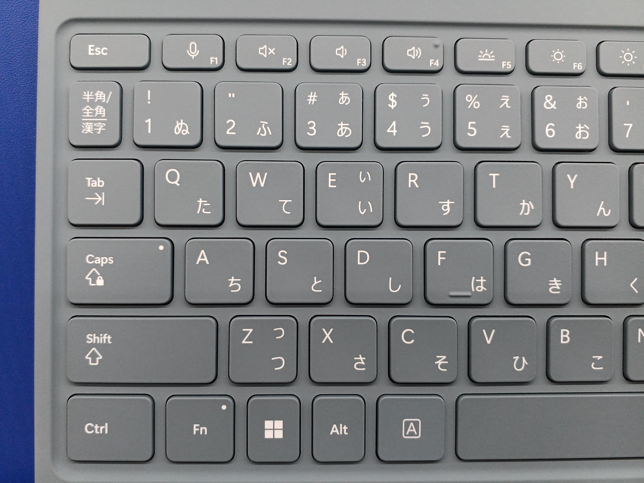 Surface2   本体  キーボード付   Microsoft Amazon.co.jp: Microsoft Surface キーボード WS2-00025