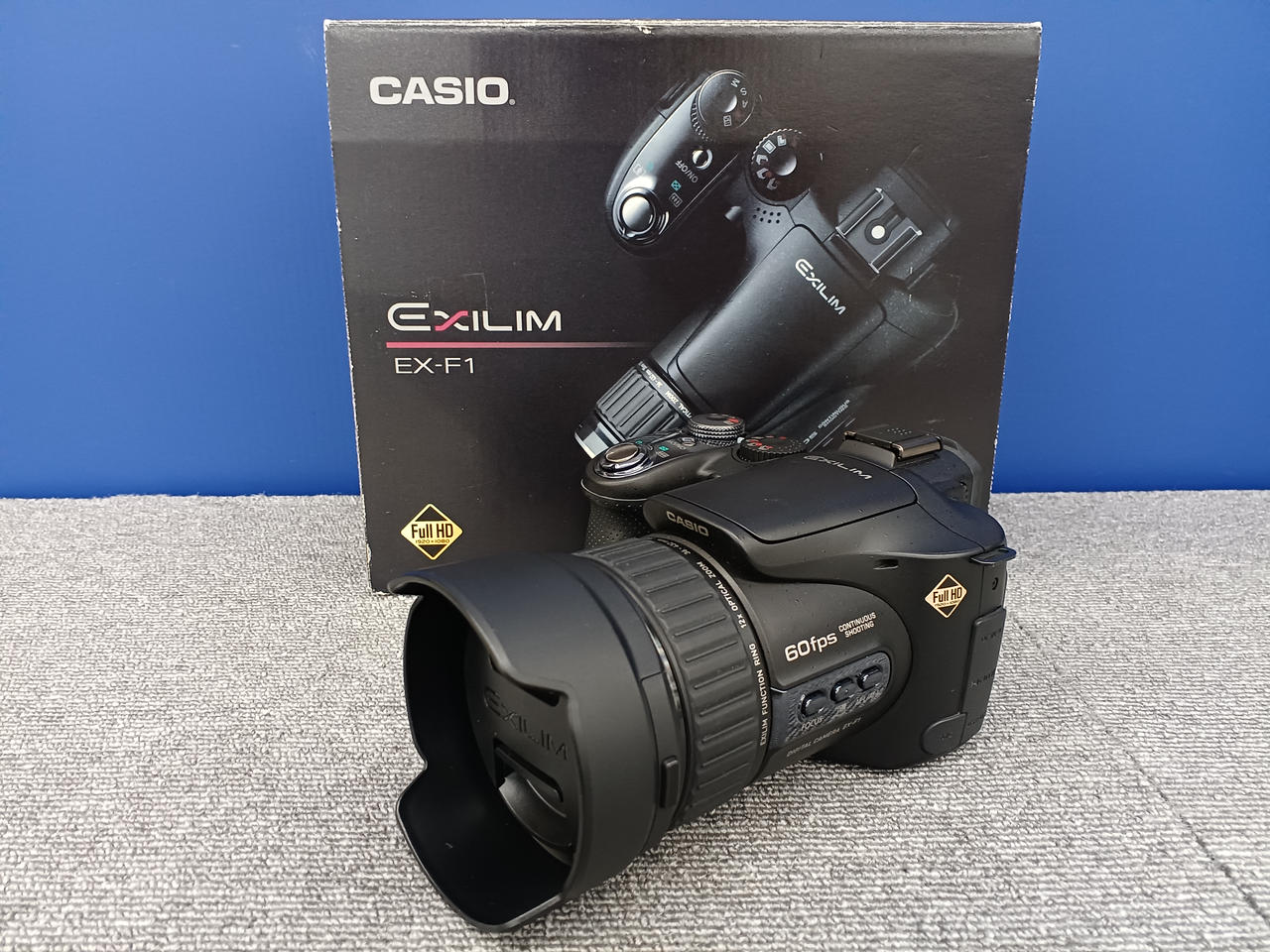 美品 CASIO EXILIM EX-F1 #1457 Amazon.com : Casio Exilim EX-F1 6MP 12x Zoom 2.8-Inch LCD