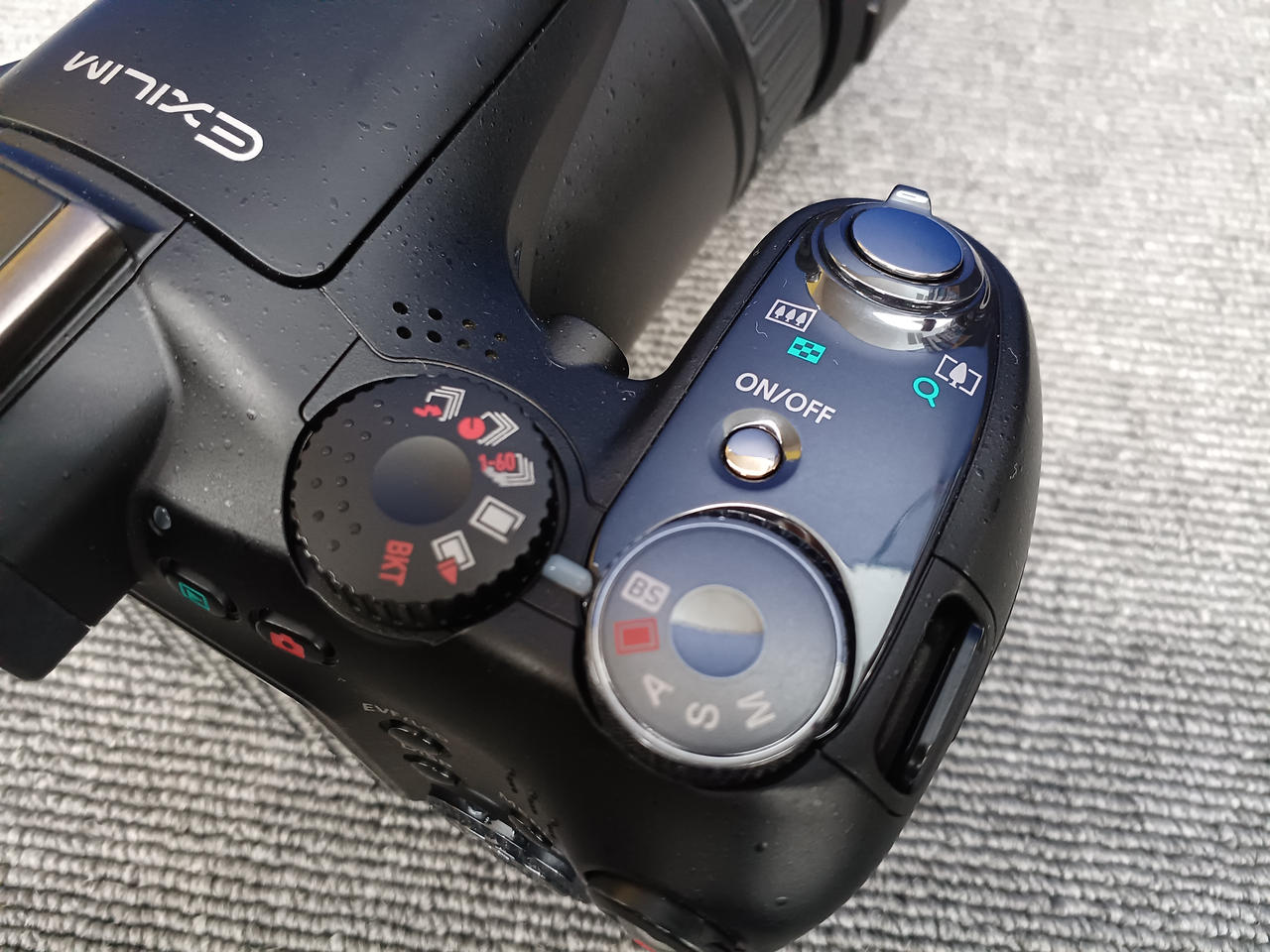 【美品】カシオ CASIO EXILIM EX-F1 71x7u8vUHcS._UF350,350_QL80_.jpg