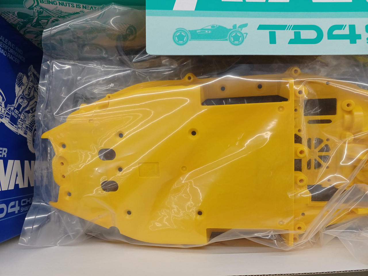 TAMIYA|【未組立品】スーパーアバンテ 【PAINTED BODY】|HARDOFF