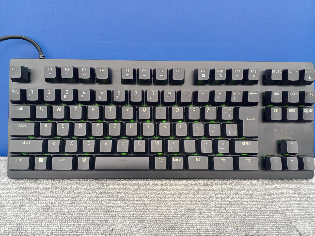 【ほぼ未使用】RAZER ゲーミングキーボード M70902-15 ゲーミングキーボード Huntsman Mini JP - Linear Optical