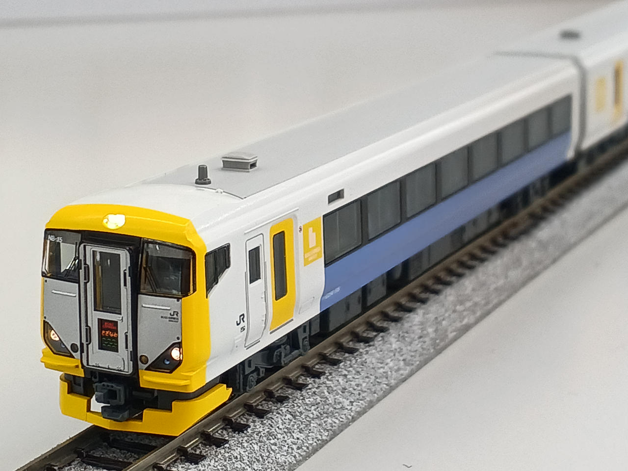 KATO 型番:10-1282 E257系500番台5両基本セット KATO 型番:10-1282 E257系500番台5両基本セット