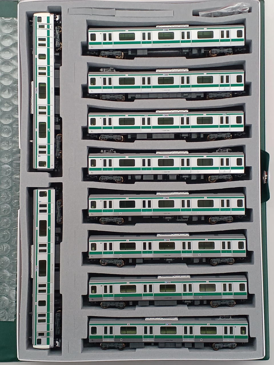 KATO 233系7000番台10両セット(ジャンク品) KATO 233系7000番台10両セット(ジャンク品) KATO 233系7000番台10