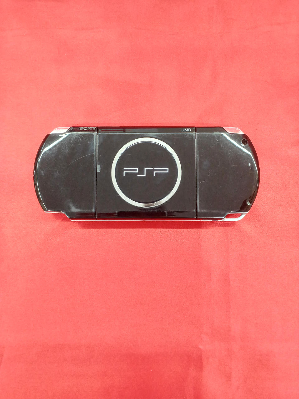 塗装の剥がれ、くすみがあります。