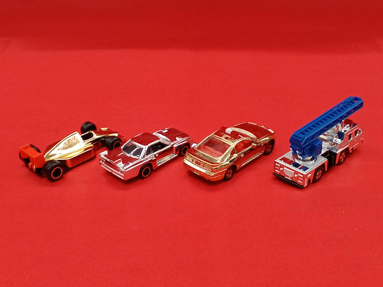 多美車大全集 トミカ大全集 洋書/多美車大全集 The Complete World of Tomy Diecast トミカ