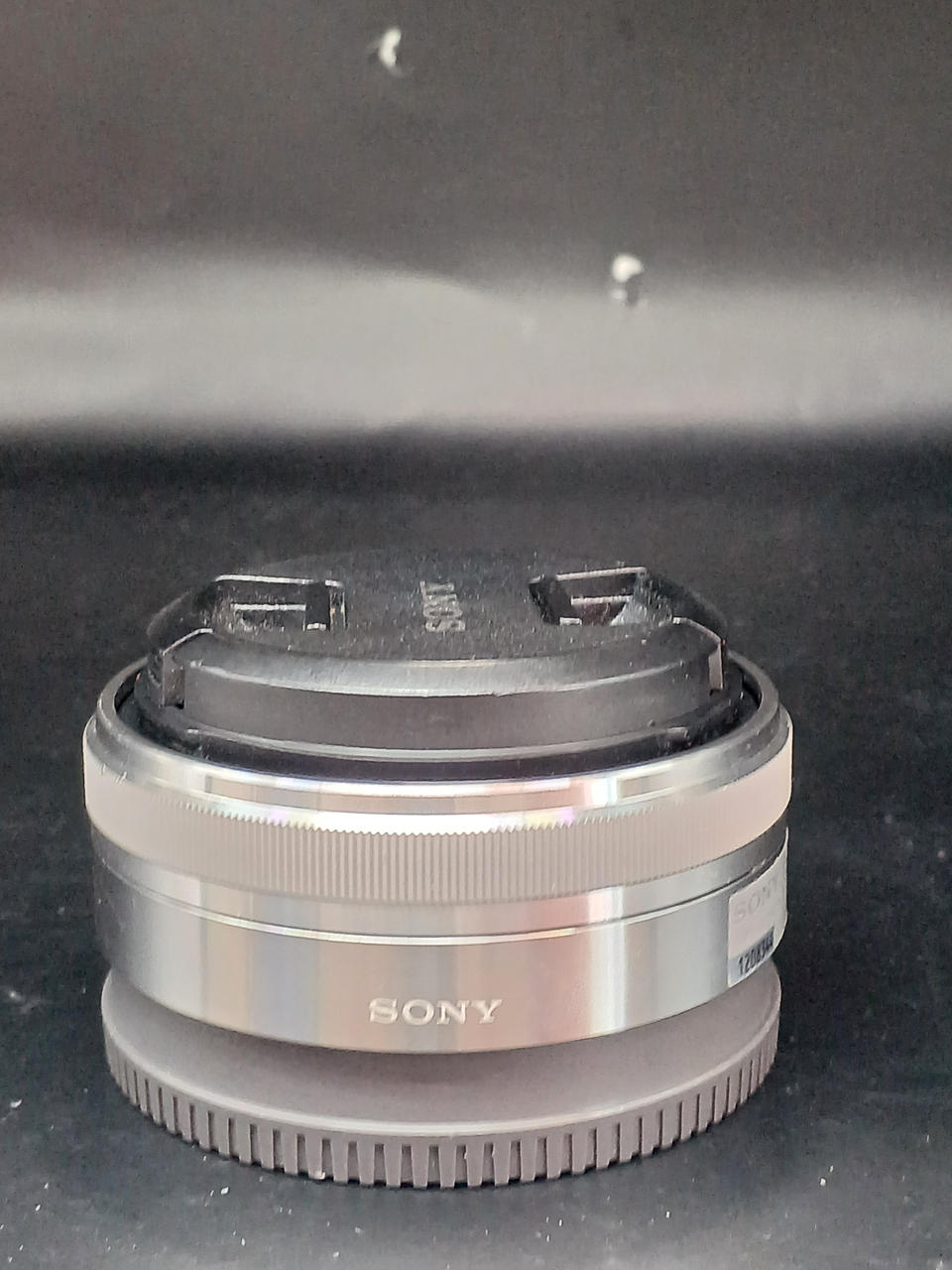 [美品] SONY Eマウント用 交換レンズ SONY（ソニー） 交換用レンズ ソニーEマウント｜SEL35F18F