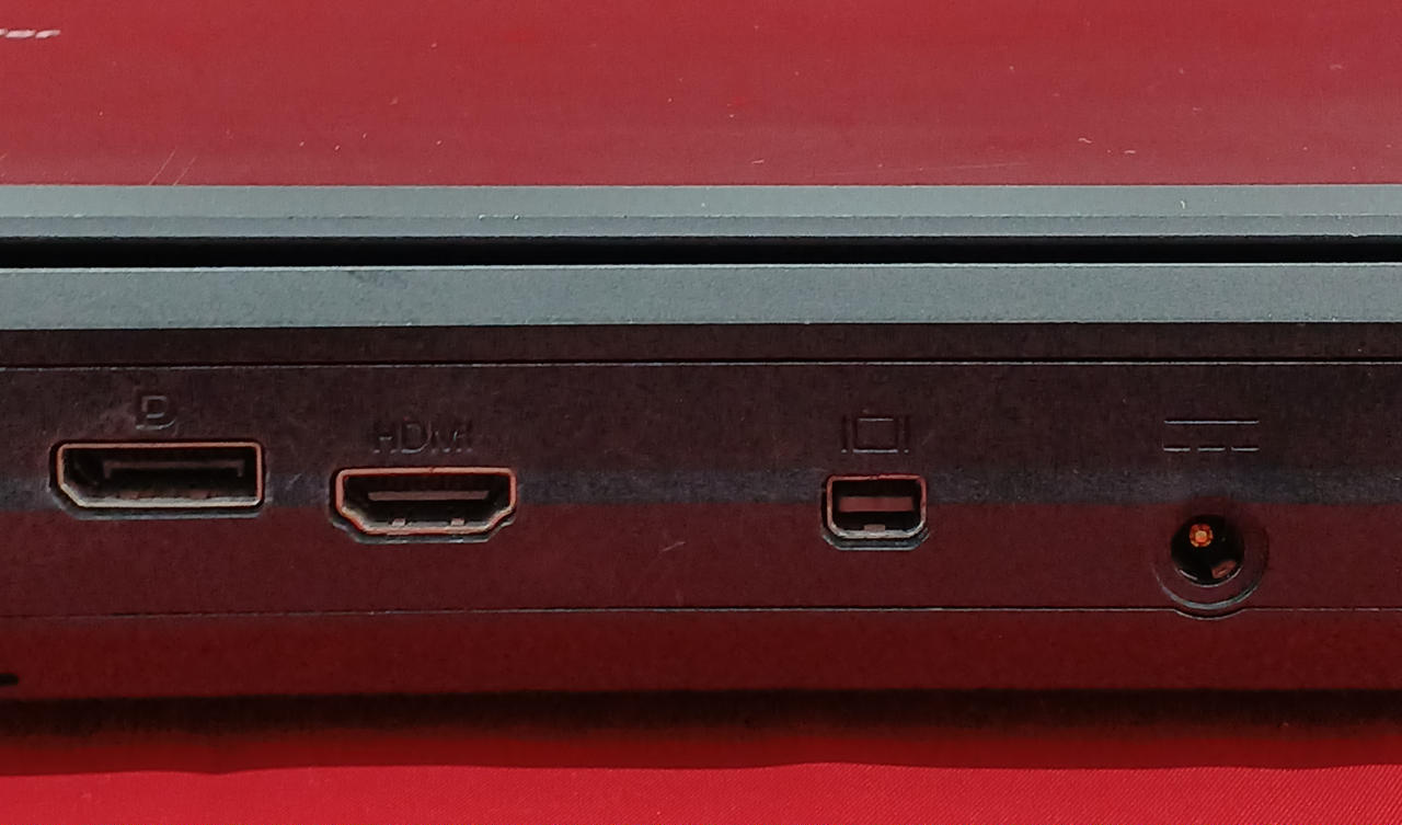 【未使用品】mouse computer LB-L300ノートPC 本体 未使用品】mouse computer LB-L300ノートPC 本体