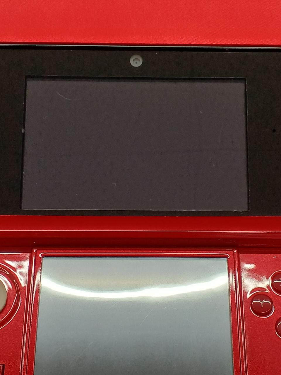 液晶にキズ、ホコリの混入があります。