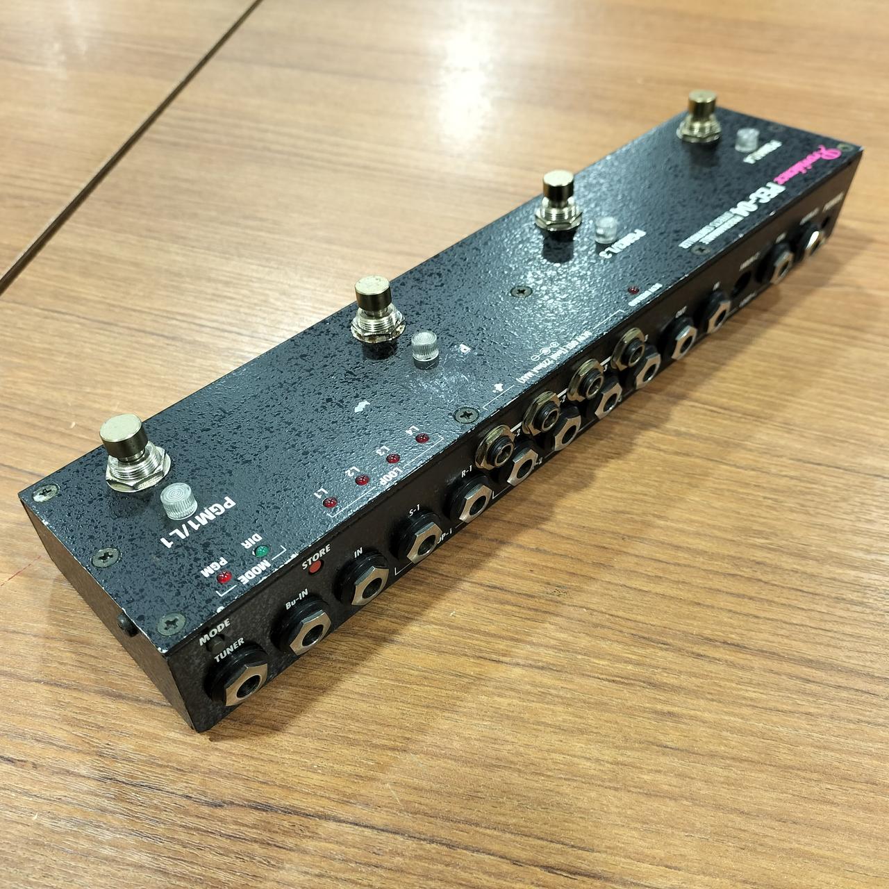 Providence PEC-04 プログラマブルスイッチャー Providenceから新スイッチャー PEC-4Vが出た！バッファーと電源が