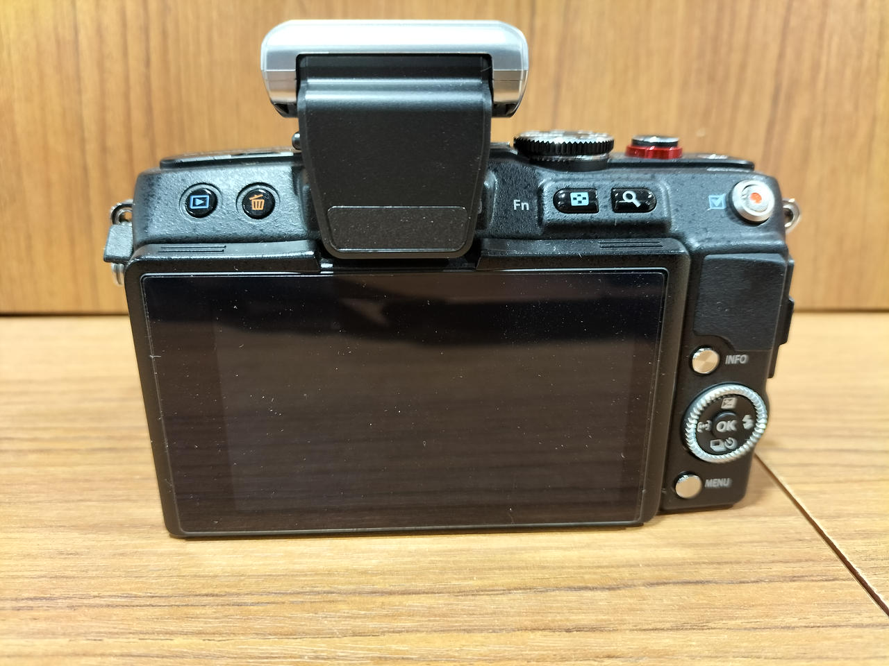 OLYMPUS|ミラーレス一眼|HARDOFFオフモール（オフモ）|2014540000006282