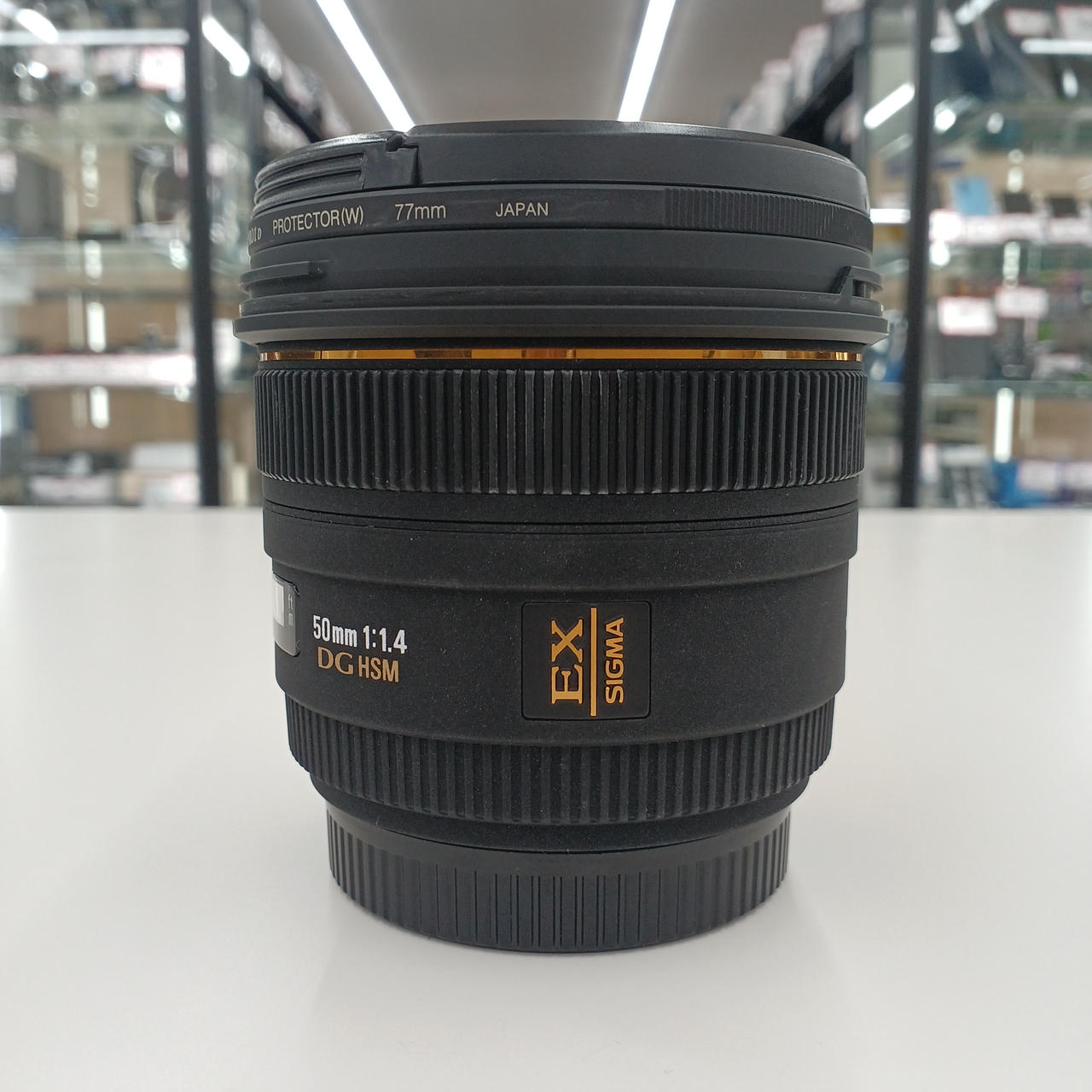 【美品】SIGMA 50mm 1:1.4 DG HSM 単焦点 収納付き Amazon.co.jp: SIGMA 単焦点標準レンズ 50mm F1.4 EX DG HSM