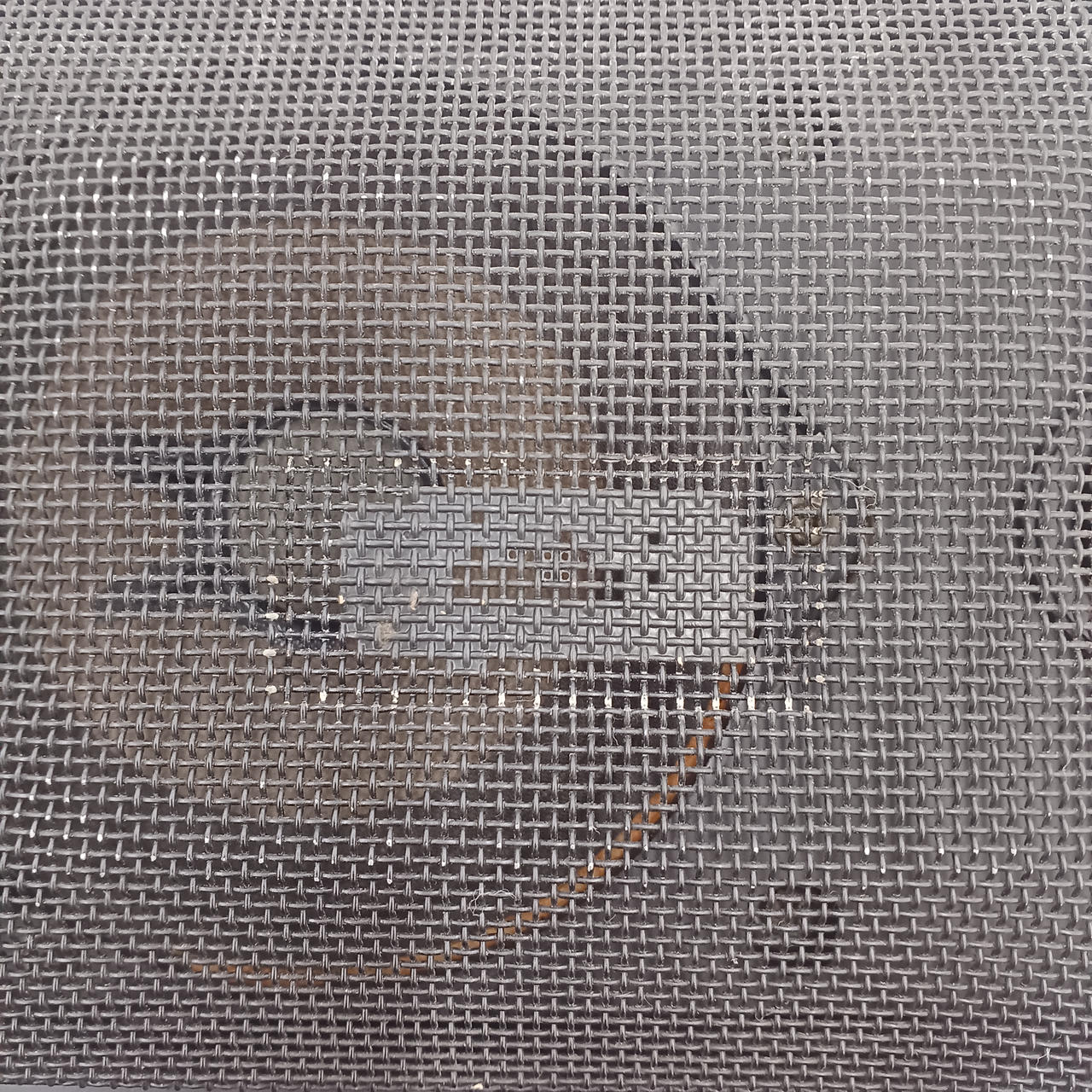 ロゴがないですが動作に問題はないです。