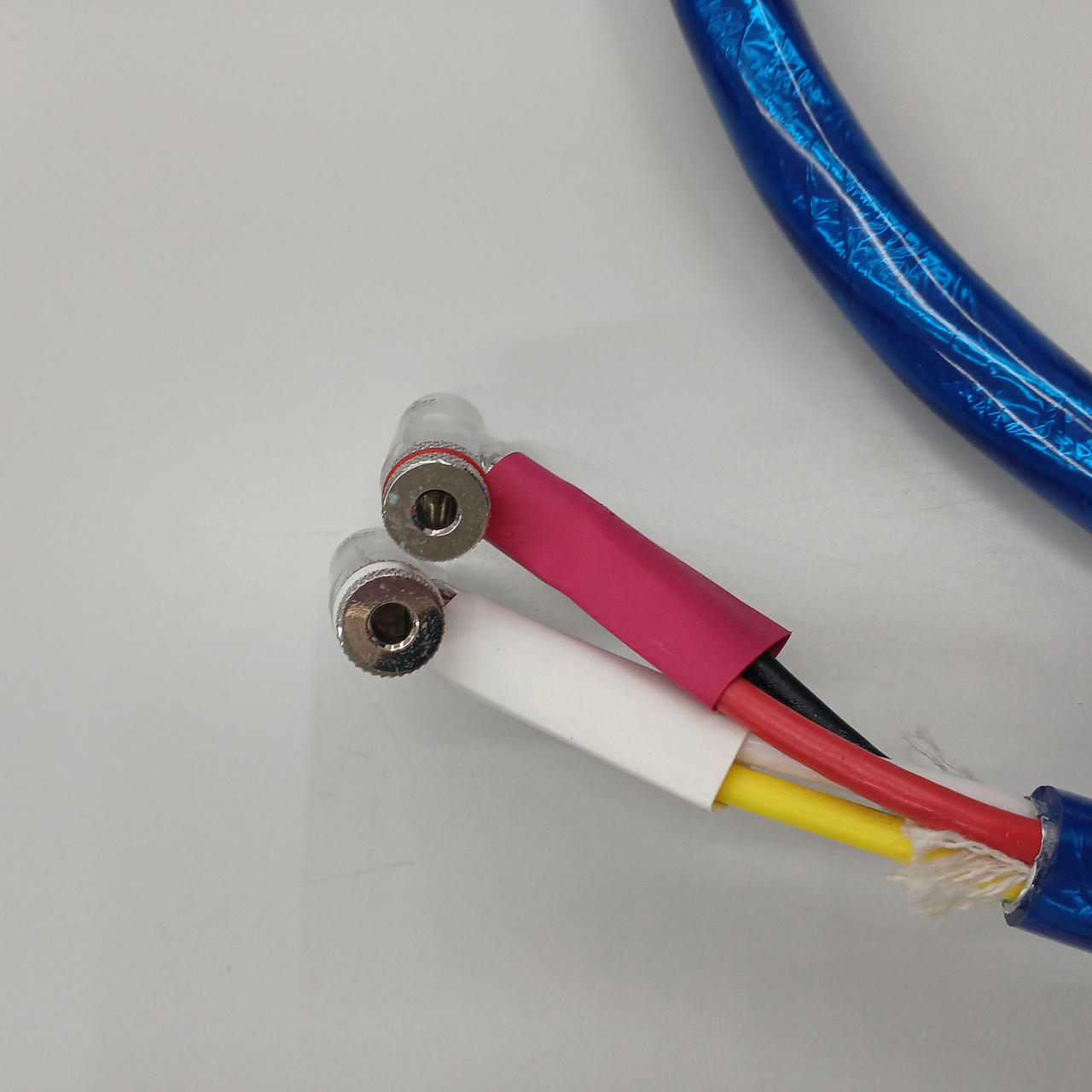7700α zonotone 2m×2 スピーカーケーブル 生産終了品 7700α zonotone 2m×2 スピーカーケーブル 生産終了品