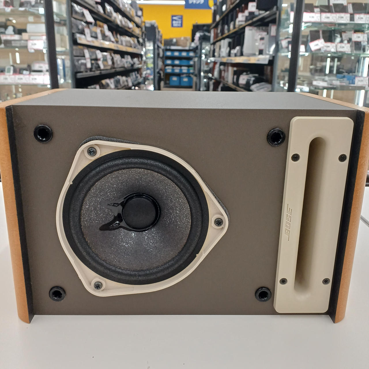 ポーズ　スピーカー SoundLink Flex Bluetooth Speaker | ボーズ
